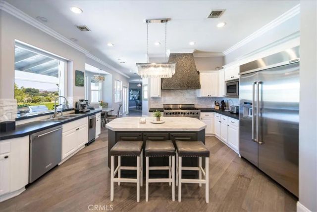42160 Calle Barbona, Temecula, CA 92592