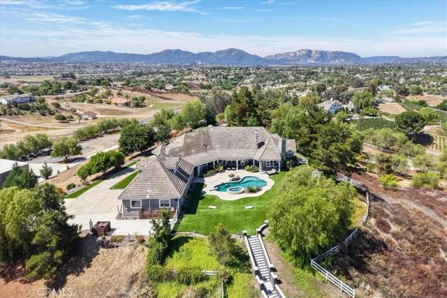 42160 Calle Barbona, Temecula, CA 92592