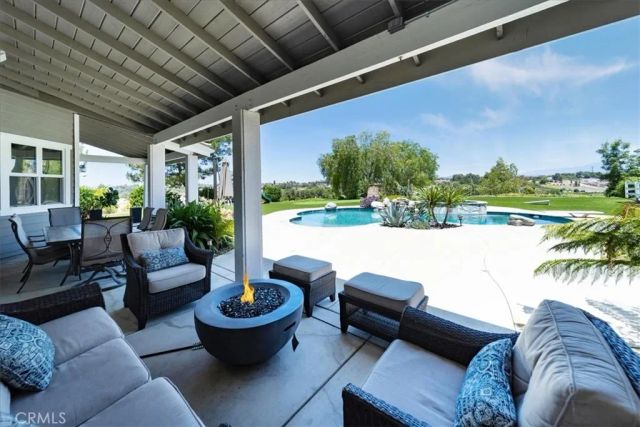 42160 Calle Barbona, Temecula, CA 92592