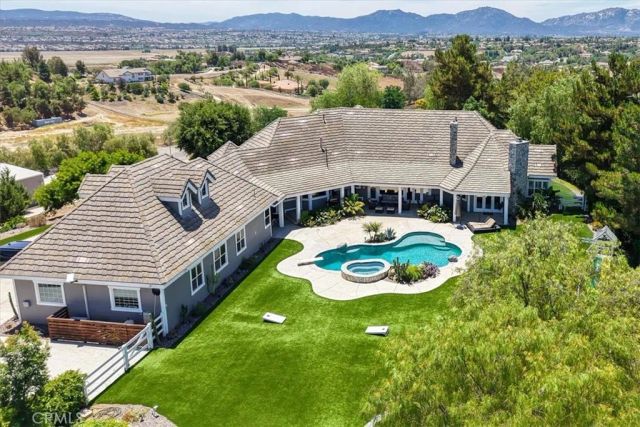 42160 Calle Barbona, Temecula, CA 92592