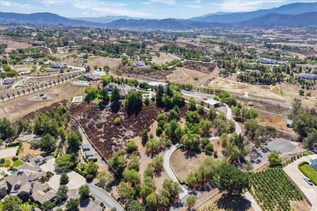 42160 Calle Barbona, Temecula, CA 92592