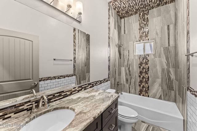 4209 Tres Ninos Drive, Las Cruces, NM 88011