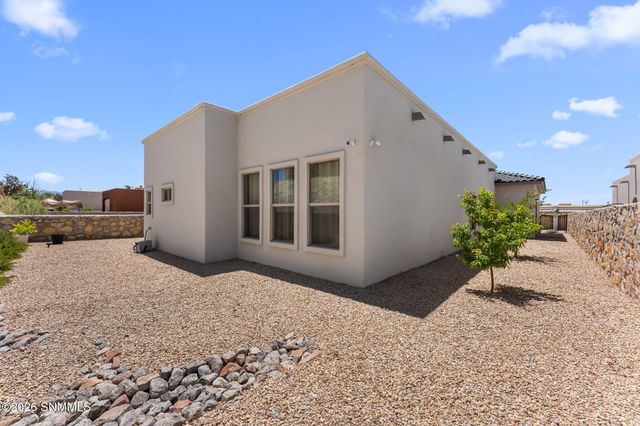 4209 Tres Ninos Drive, Las Cruces, NM 88011