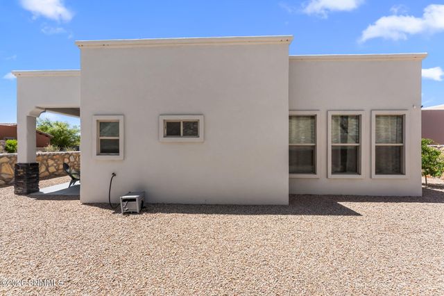 4209 Tres Ninos Drive, Las Cruces, NM 88011