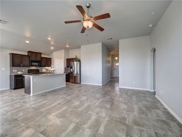 7505 Killebrew Dr, Corpus Christi, TX 78414