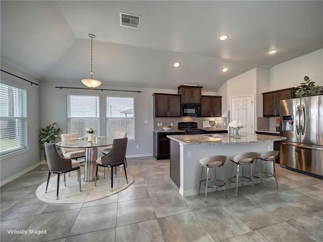 7505 Killebrew Dr, Corpus Christi, TX 78414