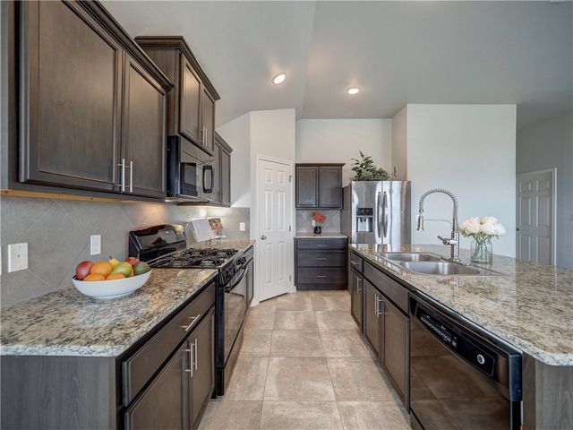 7505 Killebrew Dr, Corpus Christi, TX 78414