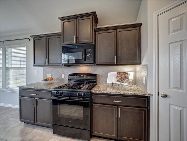 7505 Killebrew Dr, Corpus Christi, TX 78414