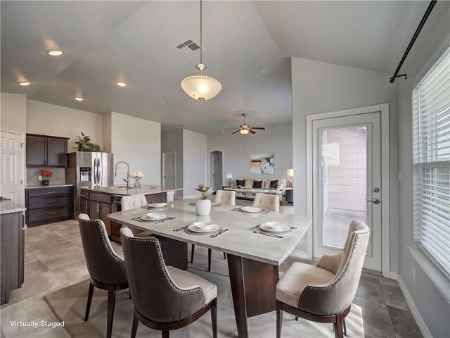 7505 Killebrew Dr, Corpus Christi, TX 78414