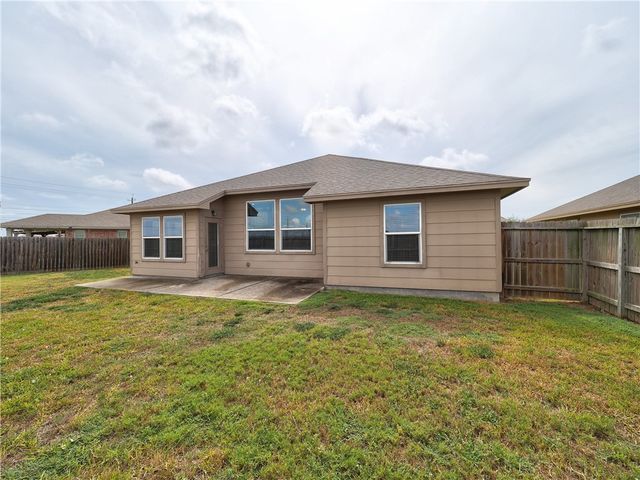 7505 Killebrew Dr, Corpus Christi, TX 78414