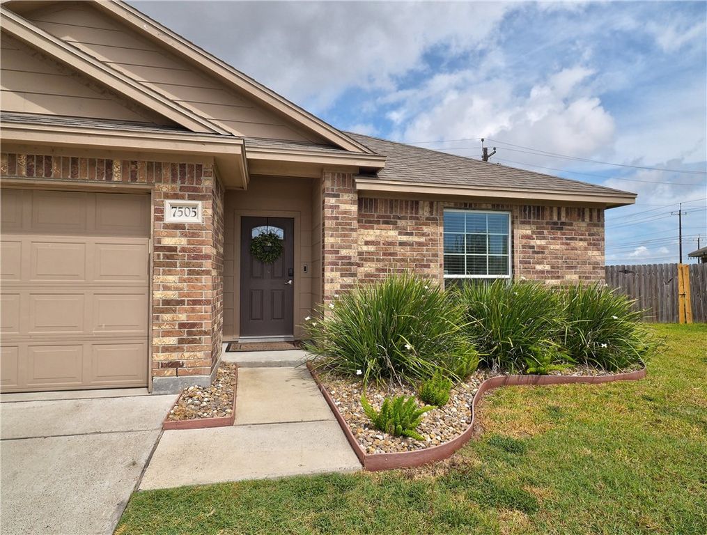 7505 Killebrew Dr, Corpus Christi, TX 78414 — photo 3
