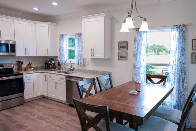 27999 Lobster Tail Trail, Little Torch Key, FL 33042