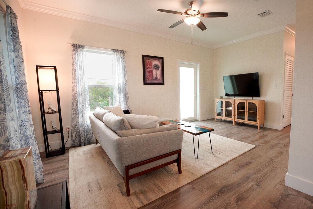 27999 Lobster Tail Trail, Little Torch Key, FL 33042