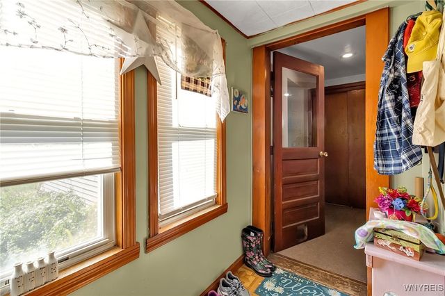 6513 East Bethany Leroy Road, Stafford, NY 14143