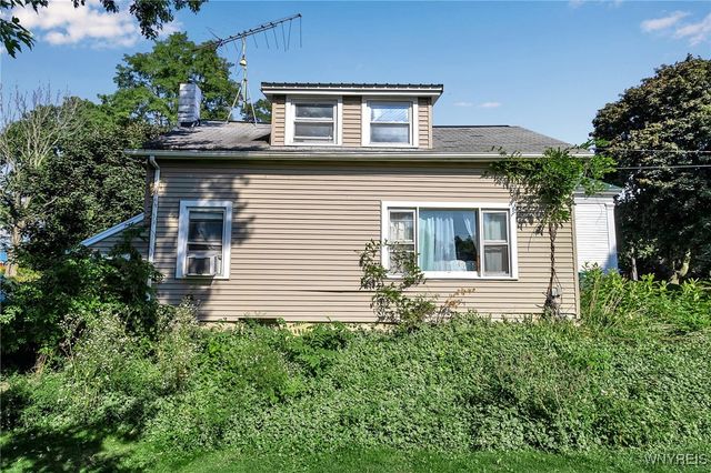 6513 East Bethany Leroy Road, Stafford, NY 14143