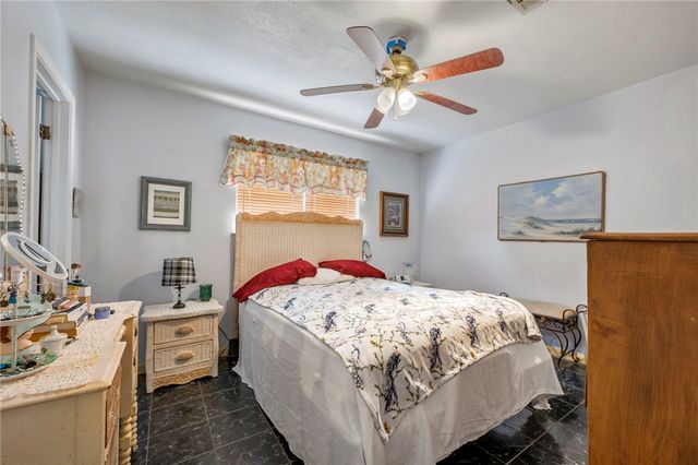 3302 Oregon Trail, Bryan, TX 77803