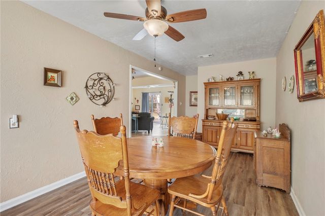 3302 Oregon Trail, Bryan, TX 77803