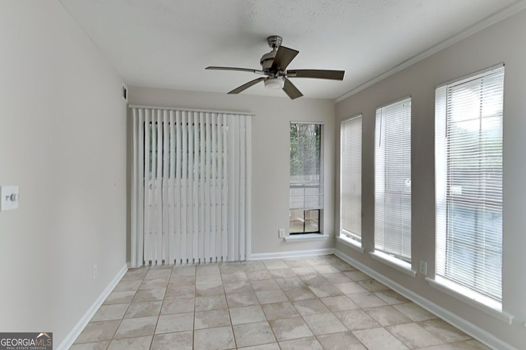 804 Heritage Oaks Drive, Stone Mountain, GA 30088 — photo 5