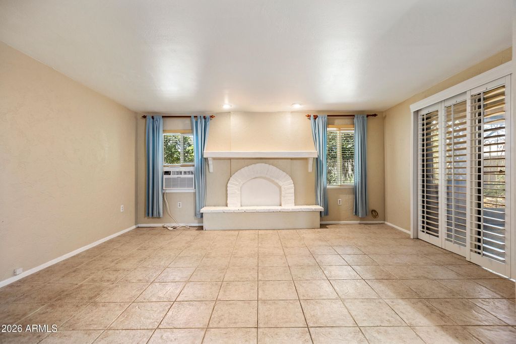 6218 E BOISE Street, Mesa, AZ 85205 — photo 5