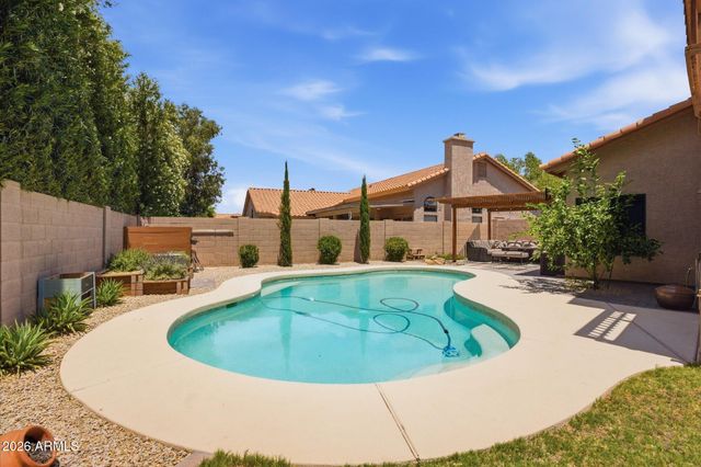 9680 S DROMEDARY Drive, Tempe, AZ 85284