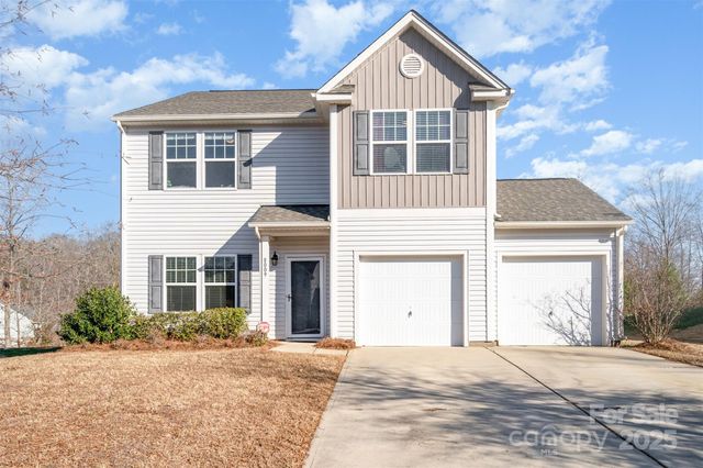 8009 Camden Crossing, Lowell, NC 28098