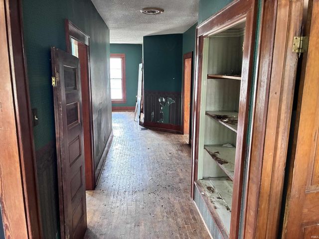 502 N Jefferson Street, Hartford City, IN 47348
