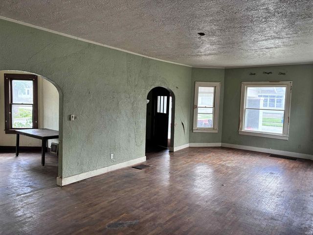 502 N Jefferson Street, Hartford City, IN 47348