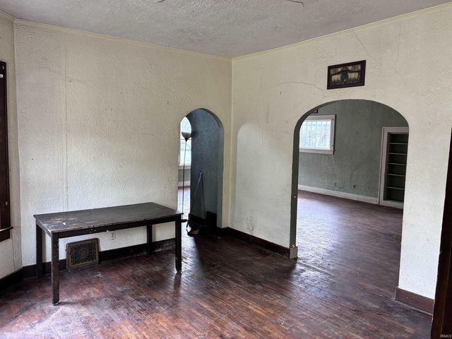 502 N Jefferson Street, Hartford City, IN 47348