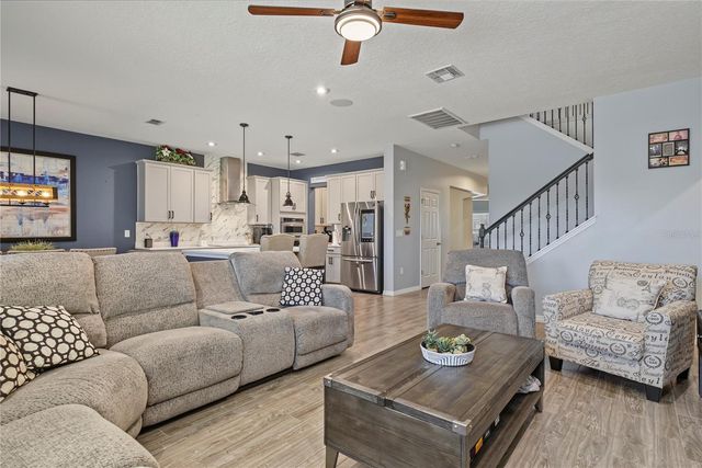 2470 STANDING ROCK CIRCLE, Oakland, FL 34787
