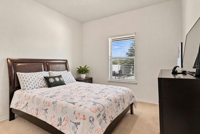 2470 STANDING ROCK CIRCLE, Oakland, FL 34787