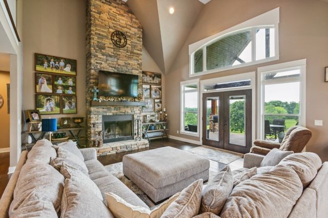 215 George Akins Rd, Westmoreland, TN 37186