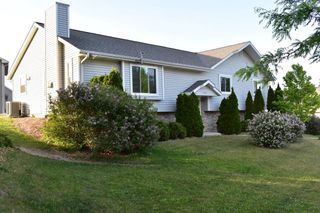 1524 E Monroe AVENUE, Hartford, WI 53027