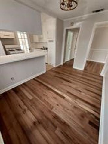 2505 Earl Lane, Fort Worth, TX 76107