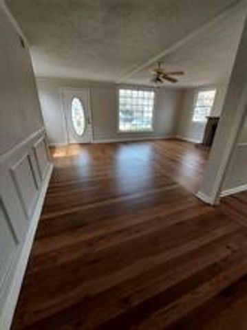 2505 Earl Lane, Fort Worth, TX 76107