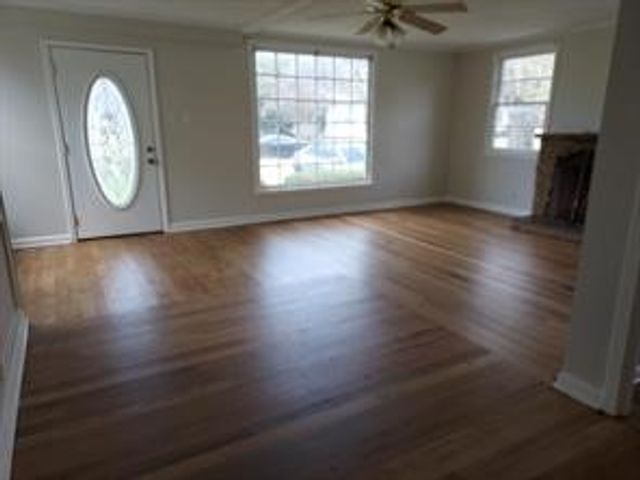 2505 Earl Lane, Fort Worth, TX 76107
