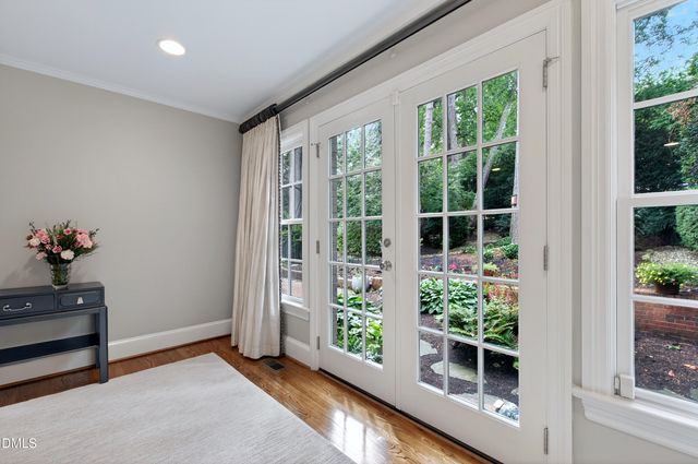 2507 Sanderson Drive, Raleigh, NC 27608