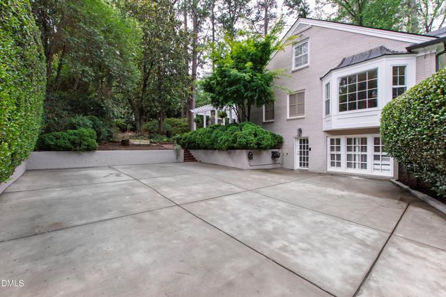 2507 Sanderson Drive, Raleigh, NC 27608