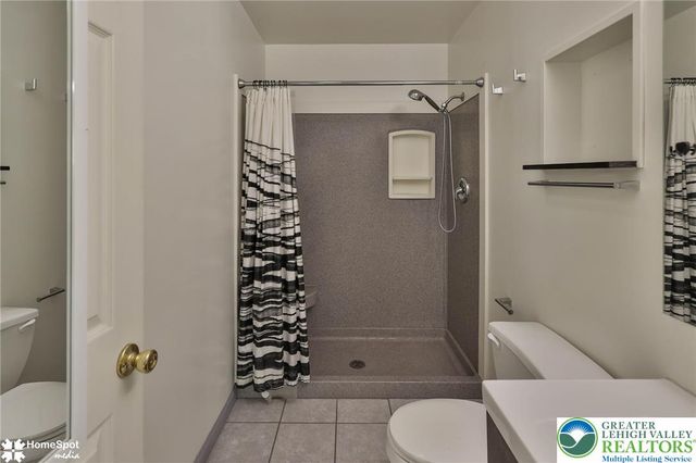 1063 Howertown Road, North Catasauqua Bor, PA 18032