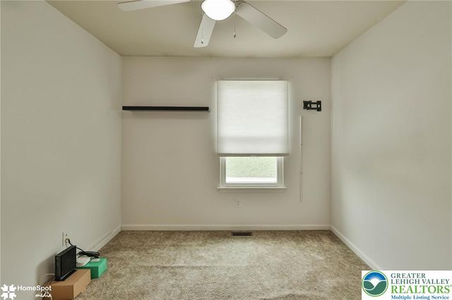 1063 Howertown Road, North Catasauqua Bor, PA 18032