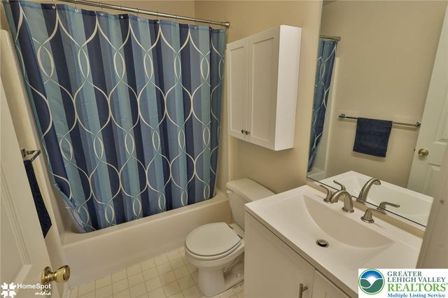 1063 Howertown Road, North Catasauqua Bor, PA 18032