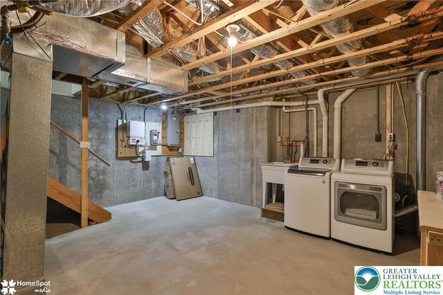 1063 Howertown Road, North Catasauqua Bor, PA 18032