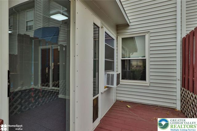 1063 Howertown Road, North Catasauqua Bor, PA 18032