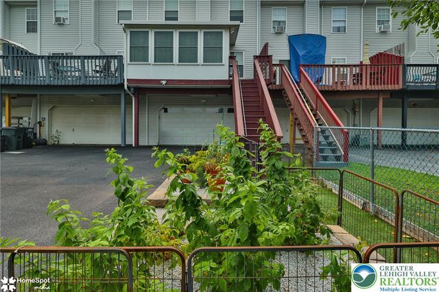 1063 Howertown Road, North Catasauqua Bor, PA 18032