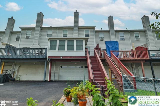 1063 Howertown Road, North Catasauqua Bor, PA 18032