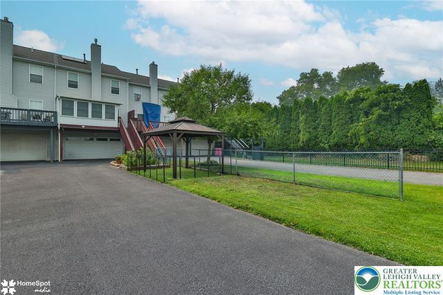 1063 Howertown Road, North Catasauqua Bor, PA 18032