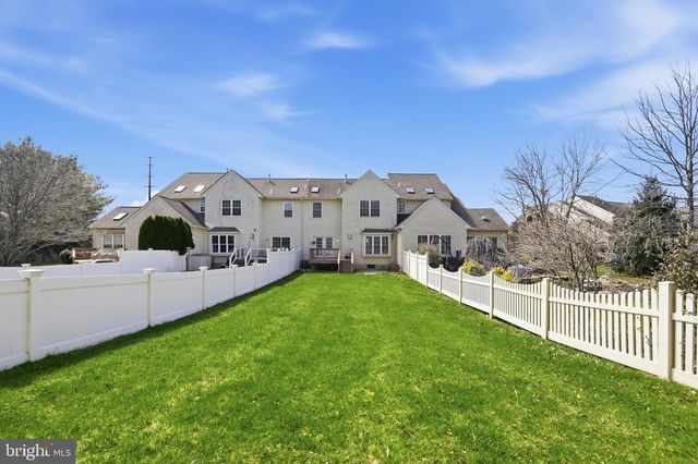 2493 THISTLE RD, Macungie, PA 18062