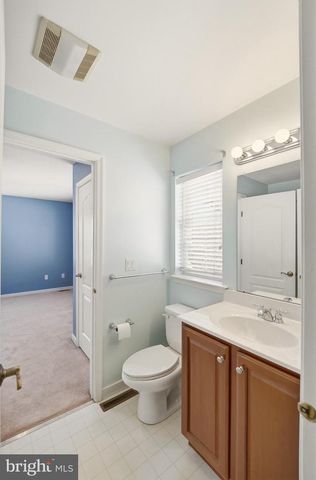 2493 THISTLE RD, Macungie, PA 18062