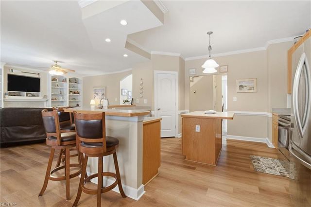 1639 Clearwater LN, Chesapeake, VA 23322