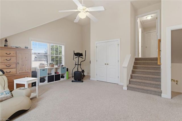 1639 Clearwater LN, Chesapeake, VA 23322