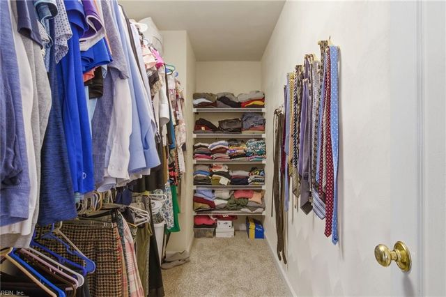 1639 Clearwater LN, Chesapeake, VA 23322